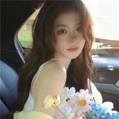 冰属性男子与酷酷女同事封面